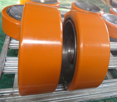 پلی اورتان 5 "X 2" روی چرخ آلومینیومی